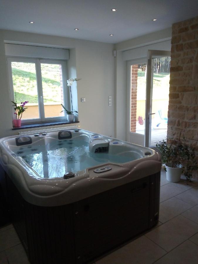 Les Etangs Du Moulin D'Harcy Bed & Breakfast Lonny Bagian luar foto